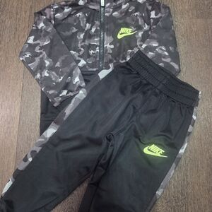 Nike Black and Green Athletic Joggers